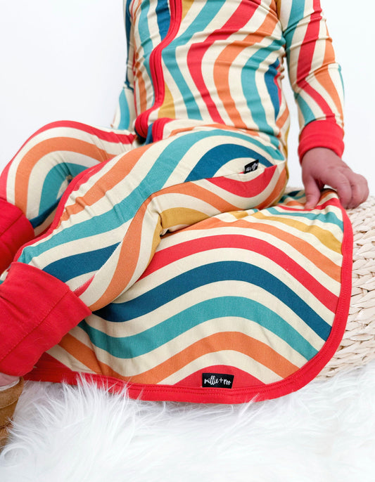 3-Layer Oversized Cozy Blanket - Groovy Wave - Natural CuteNest