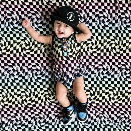 3-Layer Oversized Cozy Blanket - Neon Dizzy Check - Natural CuteNest