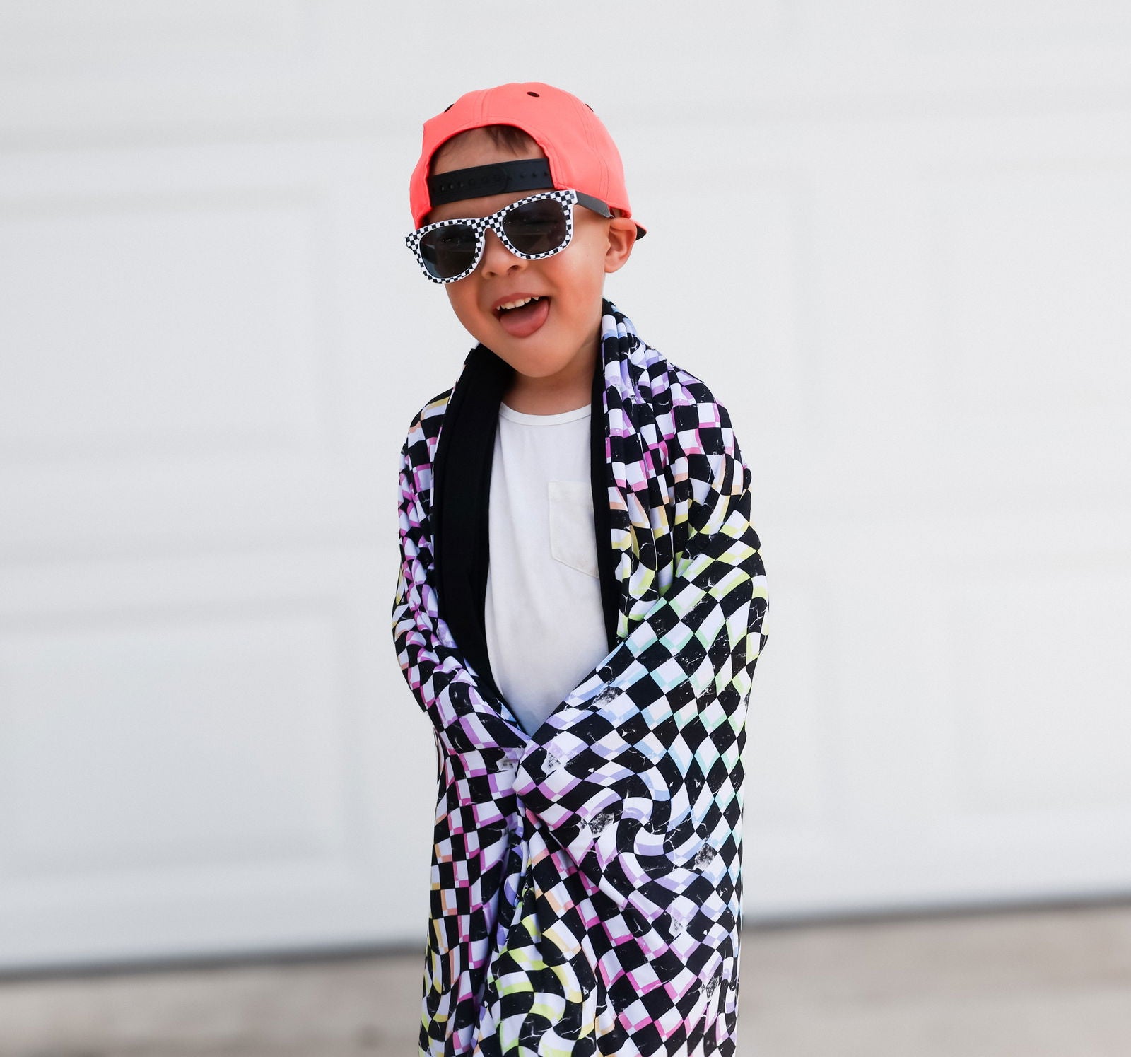 3-Layer Oversized Cozy Blanket - Neon Dizzy Check - Natural CuteNest