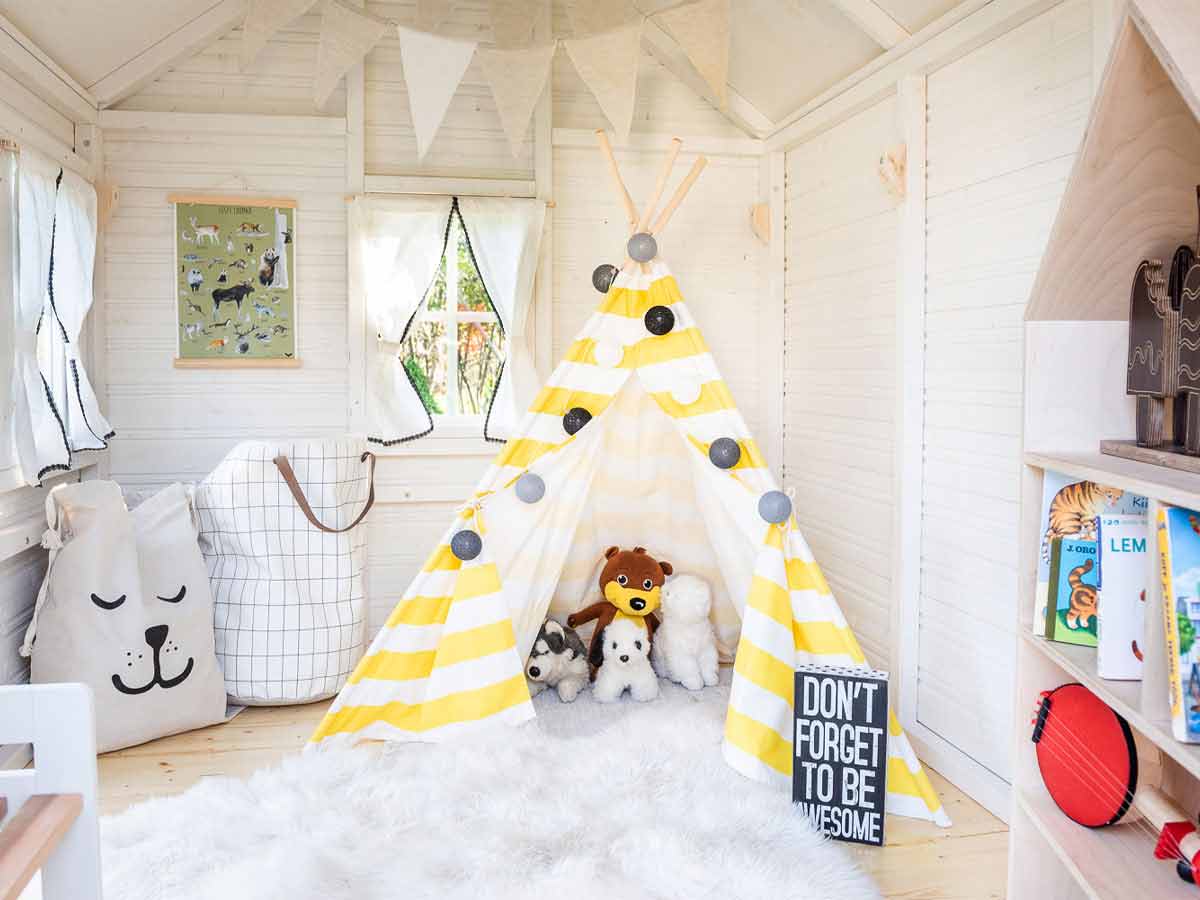 Wooden Playhouse Arctic Nario 6x8