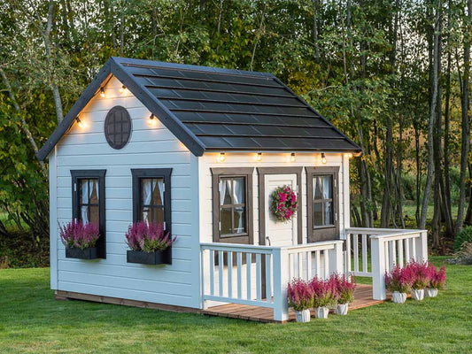 Wooden Playhouse Blackbird 8x8