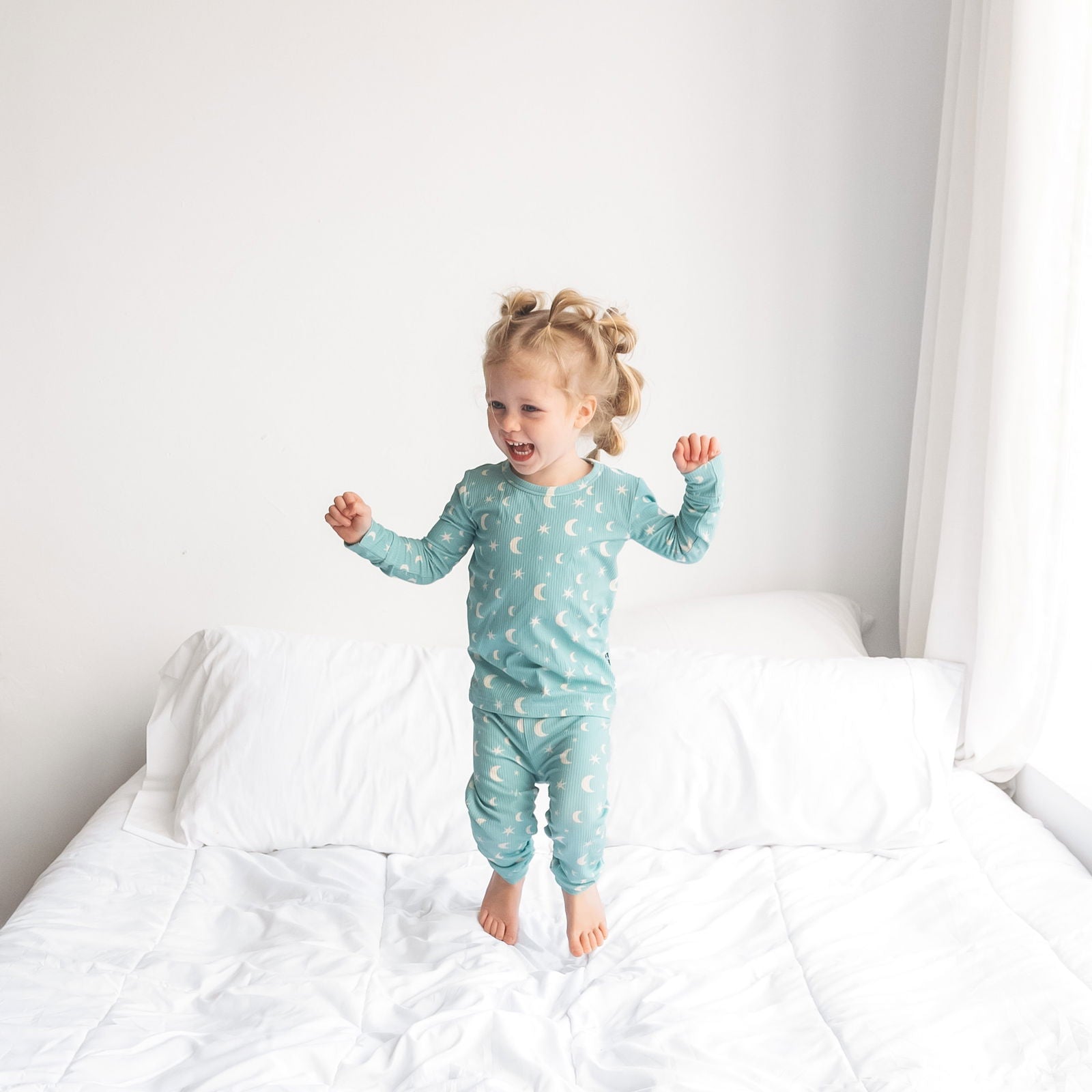 LONG SLEEVE 2 PIECE SETS- Moon + Stars Ribbed - Natural CuteNest