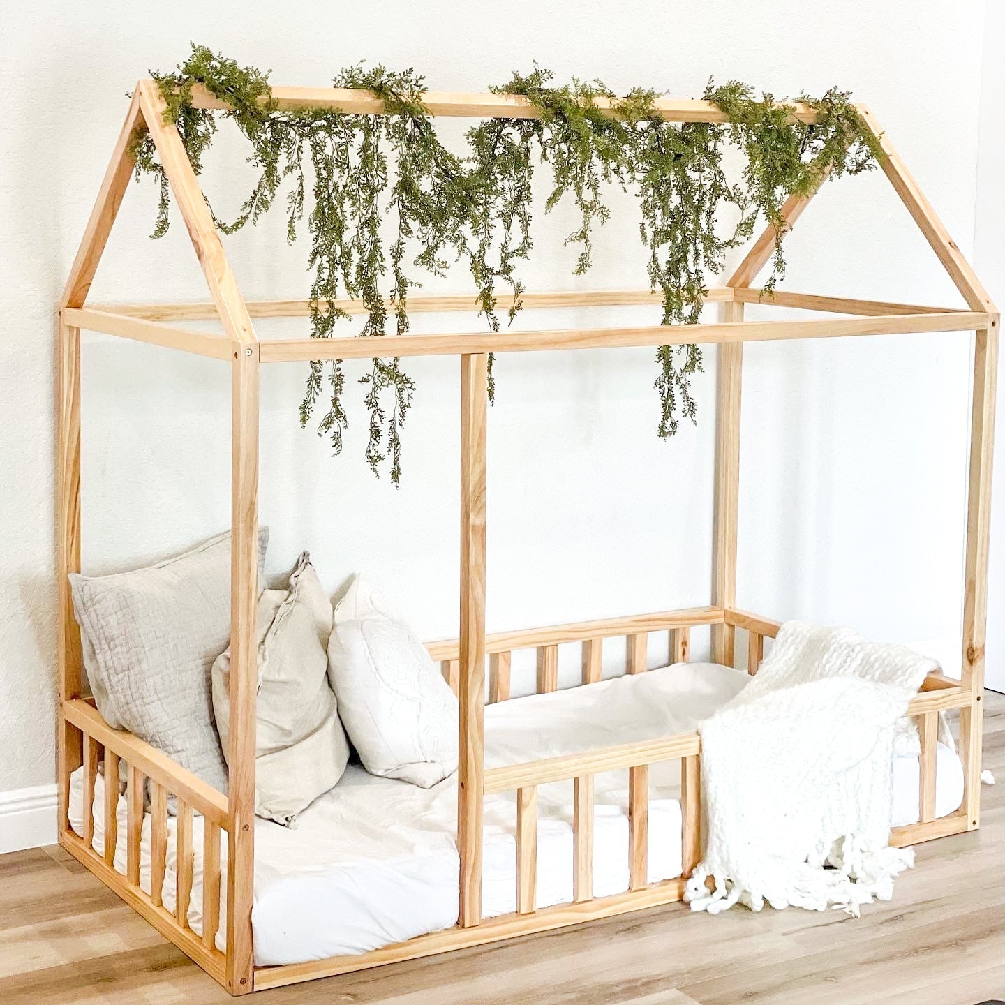 Montessori House Bed with Rails - Natural CuteNest